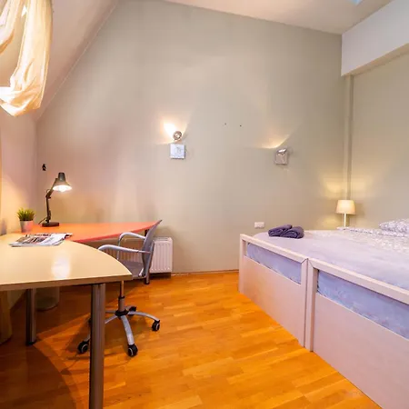 Apartman Peaceful 5-bedroom Oasis Riga
